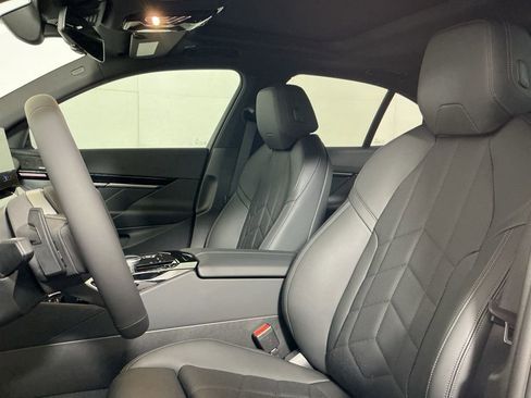 New 2026 BMW 530i w/ M Sport Package RWD image 21