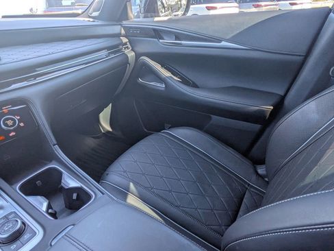 Certified 2025 INFINITI QX60 Autograph w/ Cargo Package image 18