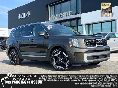 Used 2025 Kia Telluride EX FWD image 1