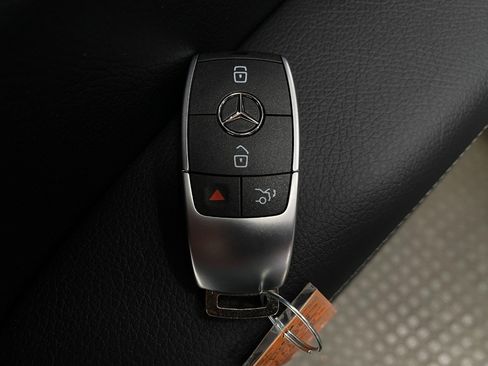 New 2026 Mercedes-Benz GLS 450 4MATIC image 36