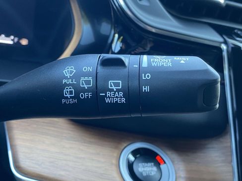 New 2025 Jeep Grand Cherokee Summit image 24