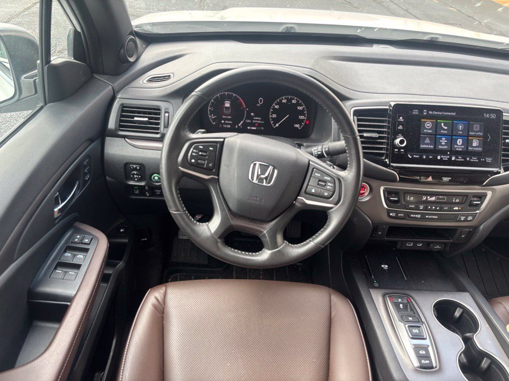 Used 2025 Honda Ridgeline RTL image 3