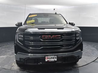 Used 2025 GMC Sierra 1500 SLT video 2
