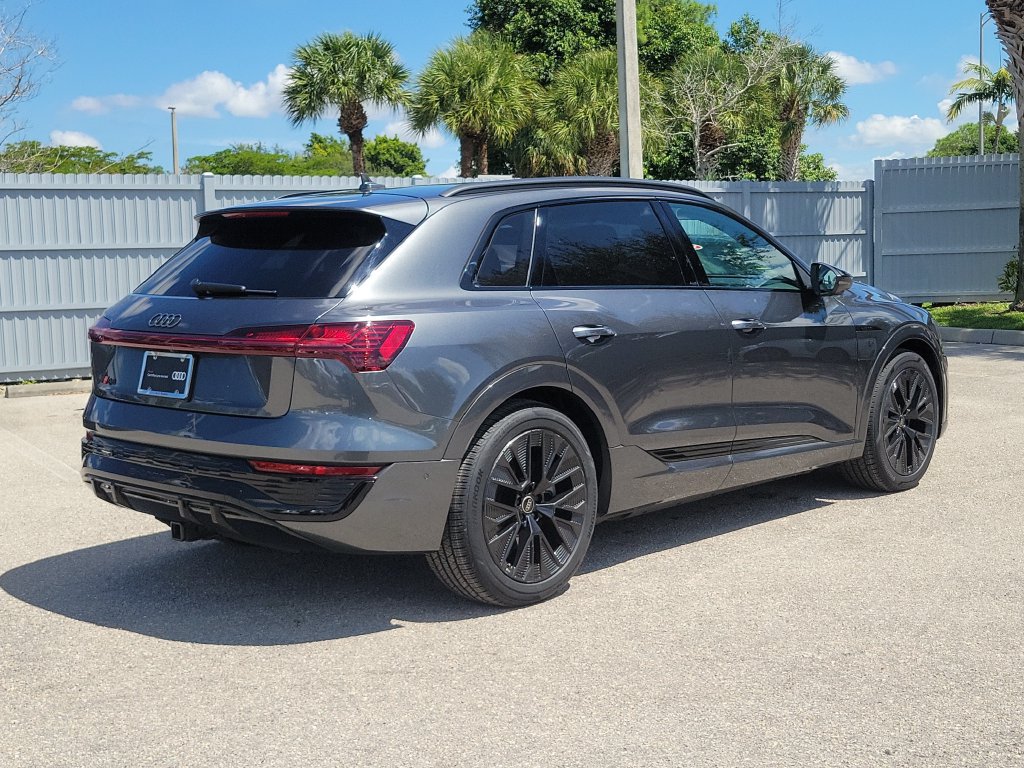 Certified 2024 Audi Q8 e-tron Prestige AWD/4WD image 5
