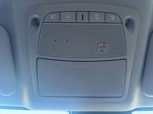 Used 2022 Nissan Rogue Sport SL image 46