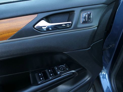 Used 2018 Lincoln MKC Select w/ Select Plus Package image 15