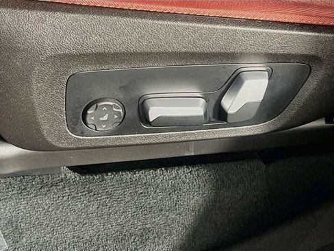Used 2023 BMW X3 M40i AWD/4WD image 13