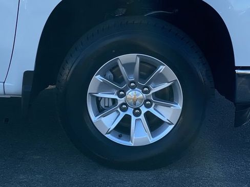 Certified 2026 Chevrolet Silverado 1500 LT w/ LPO, Liner Protection Package AWD/4WD image 45