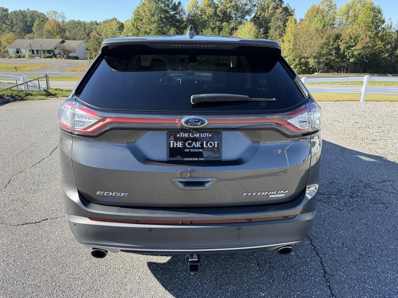 Used 2016 Ford Edge Titanium FWD image 6
