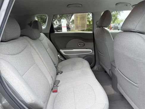 Used 2017 Kia Soul EV-e image 32