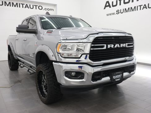 Used 2020 RAM 2500 Big Horn w/ Level 2 Equipment Group AWD/4WD image 2