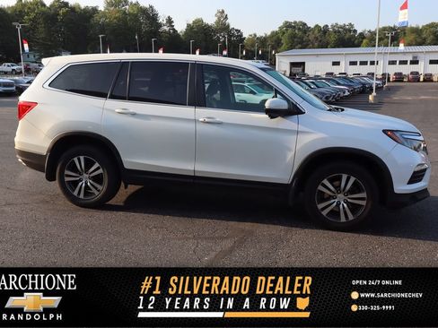 Used 2018 Honda Pilot EX image 1