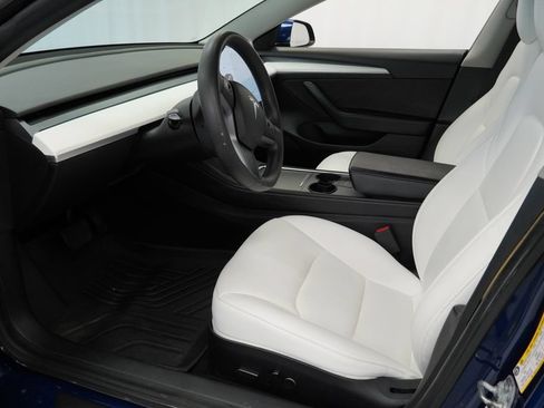 Used 2021 Tesla Model 3 Long Range AWD/4WD image 6