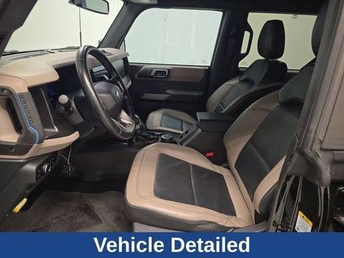 Used 2023 Ford Bronco Wildtrak image 14