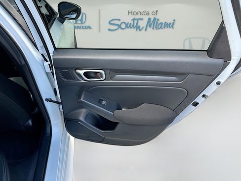 Used 2023 Honda Civic Sport image 29