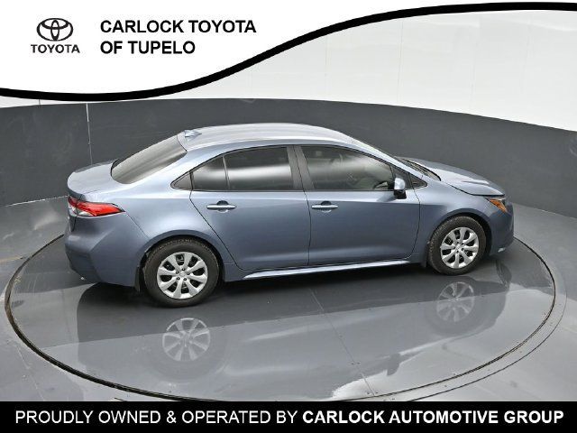 Used 2026 Toyota Corolla LE FWD image 45