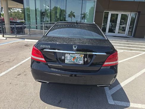 Used 2016 Hyundai Equus Signature RWD image 10