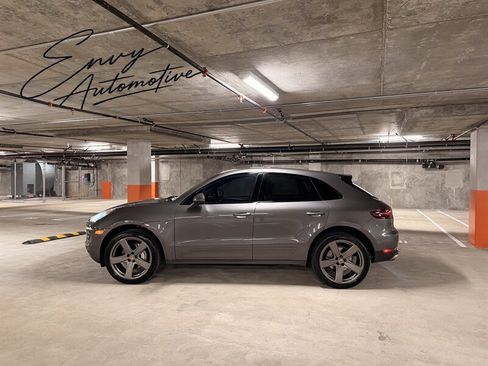 Used 2016 Porsche Macan S AWD/4WD image 2