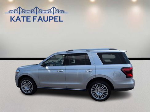 Certified 2022 Ford Expedition Limited AWD/4WD image 4