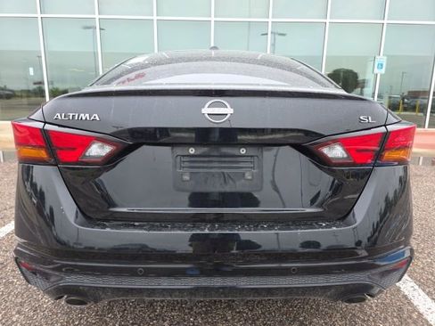 Used 2023 Nissan Altima 2.5 SL FWD image 4