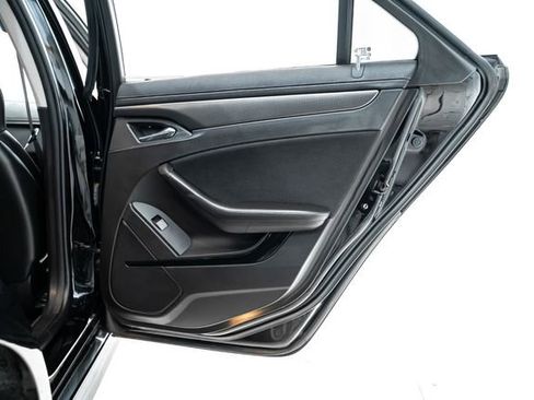 Used 2010 Cadillac CTS V image 23