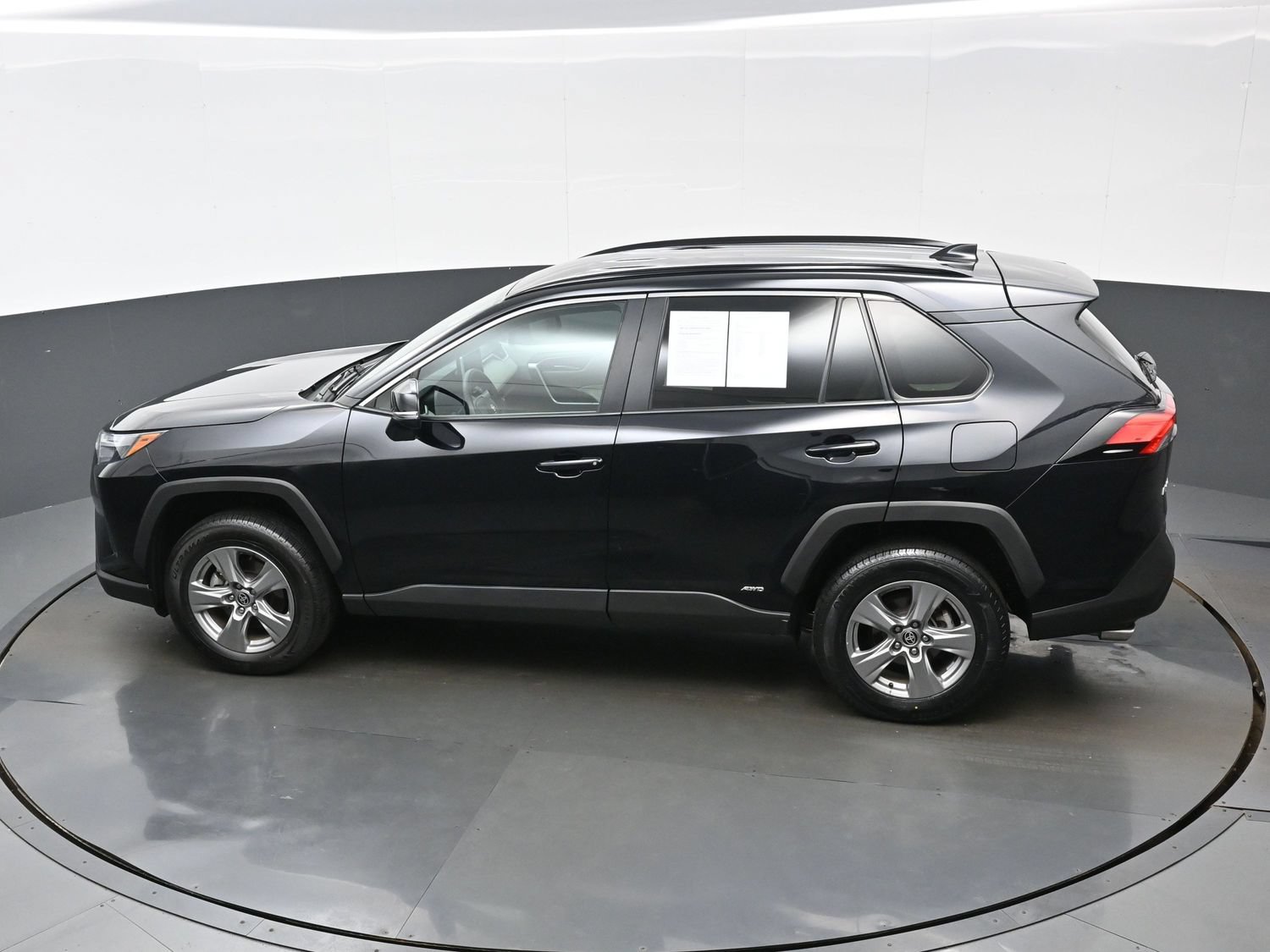 Used 2024 Toyota RAV4 XLE w/ Weather Package AWD/4WD image 38