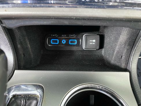 Used 2021 Jeep Grand Cherokee Laredo AWD/4WD image 30