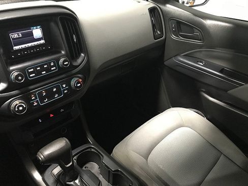 Used 2015 Chevrolet Colorado W/T w/ WT Convenience Package image 22