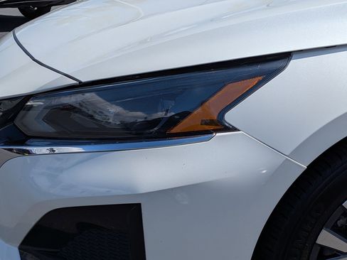 Certified 2024 Nissan Altima 2.5 SV image 10