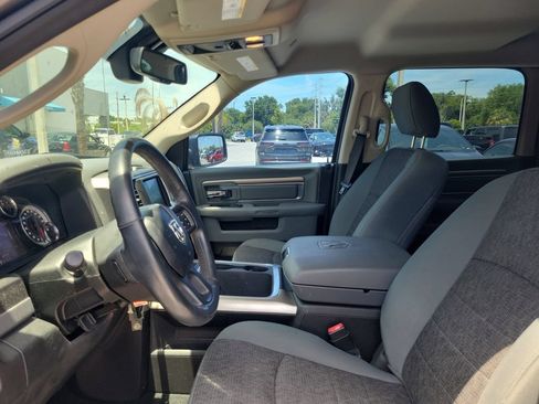 Used 2017 RAM 1500 Big Horn RWD image 33