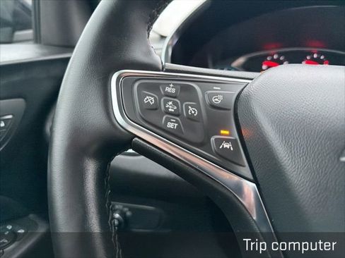 Used 2024 Chevrolet Equinox LT image 40