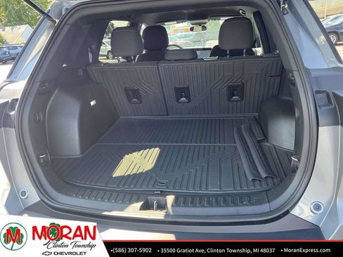Certified 2026 Chevrolet Equinox LT FWD image 12