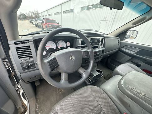 Used 2008 Dodge Ram 1500 Truck SLT image 10