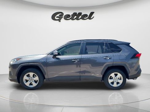 Used 2020 Toyota RAV4 XLE AWD/4WD image 8