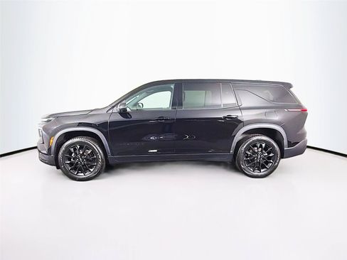 Used 2024 Chevrolet Traverse LS w/ Midnight/Sport Edition FWD image 8