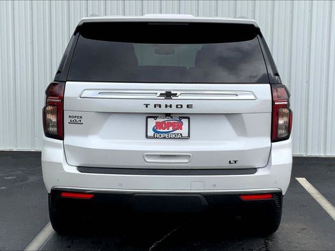 Used 2024 Chevrolet Tahoe LT w/ LT Signature Package image 4