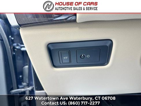 Used 2016 Land Rover Range Rover Sport Supercharged AWD/4WD image 22