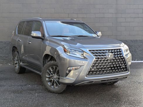 Used 2023 Lexus GX 460 Premium image 3