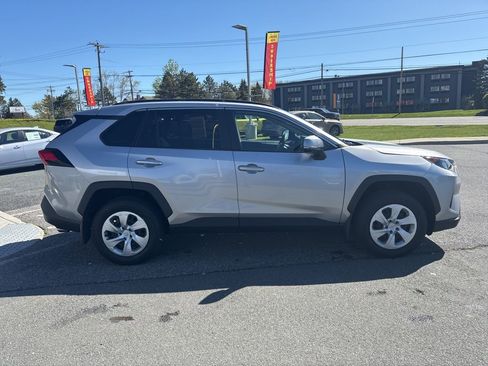 Used 2020 Toyota RAV4 LE w/ All Weather Liner Package AWD/4WD image 8