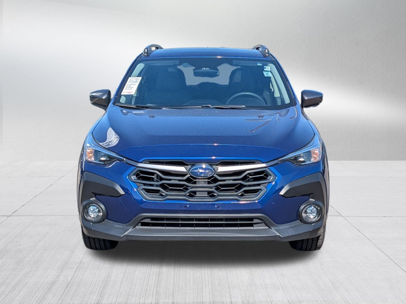 Used 2024 Subaru Crosstrek 2.0i Premium AWD/4WD image 2