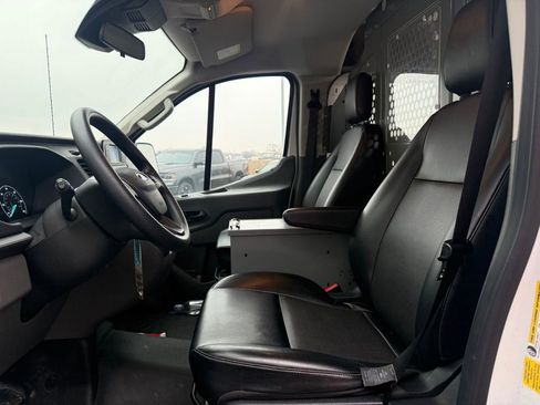 Used 2020 Ford Transit 250 Low Roof image 5