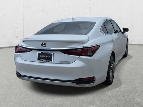 Certified 2024 Lexus ES 300h Ultra Luxury w/ Accessory Package (Z2) FWD image 5