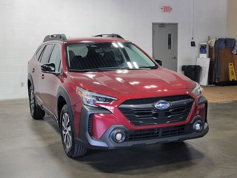 Certified 2023 Subaru Outback Premium AWD/4WD image 4