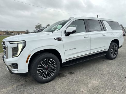 New 2026 GMC Yukon XL Elevation w/ Elevation Premium Package image 7