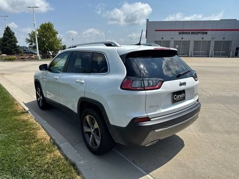 Used 2019 Jeep Cherokee Limited AWD/4WD image 6