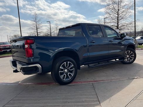 Used 2021 Chevrolet Silverado 1500 LT w/ Z71 Off-Road Package image 6