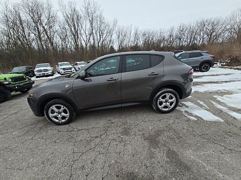 Used 2023 Dodge Hornet GT Plus w/ Tech Pack Plus w/o Parking image 3