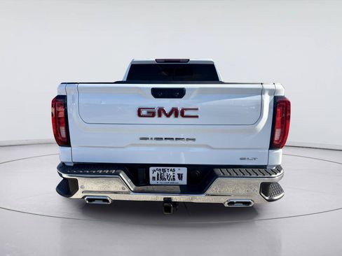 Used 2025 GMC Sierra 1500 SLT AWD/4WD image 4
