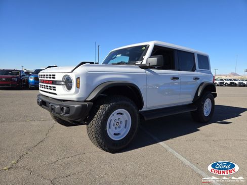 New 2026 Ford Bronco Heritage Edition image 2