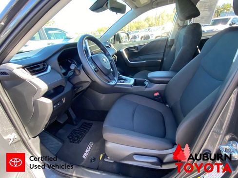 Certified 2025 Toyota RAV4 LE AWD/4WD image 29